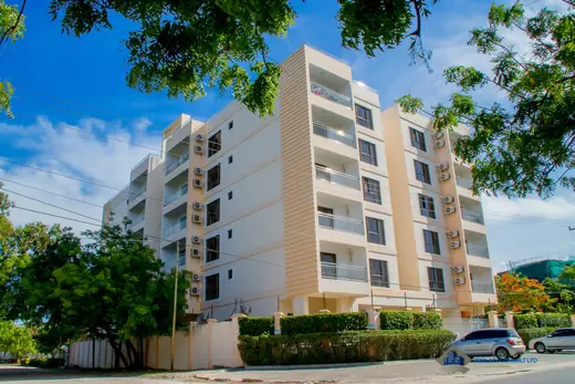 Peninsula Homes &mdash; photograph 2 of 12